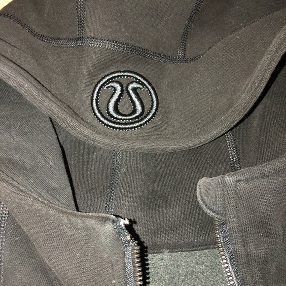 Lululemon jacket - Picture 2 of 2